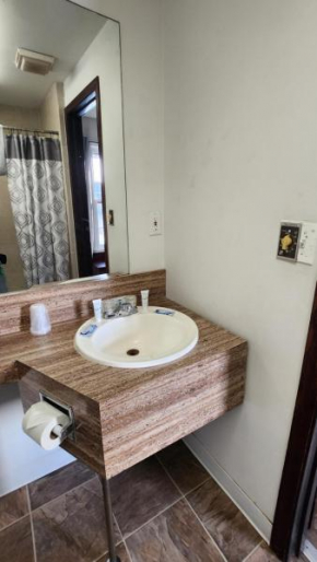Golden Arrow Motel